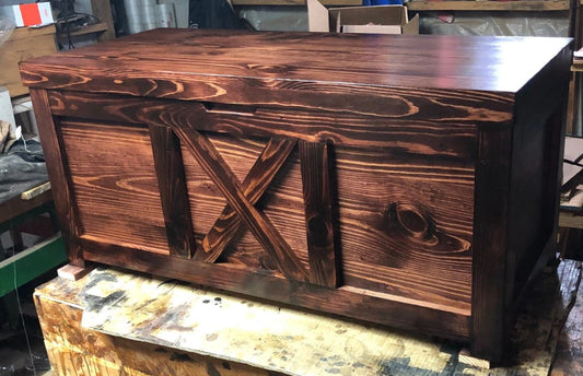 Large Cedar Chest, Christmas Gift, Hope Chest, Wedding Gift,  Blanket Chest with Tray